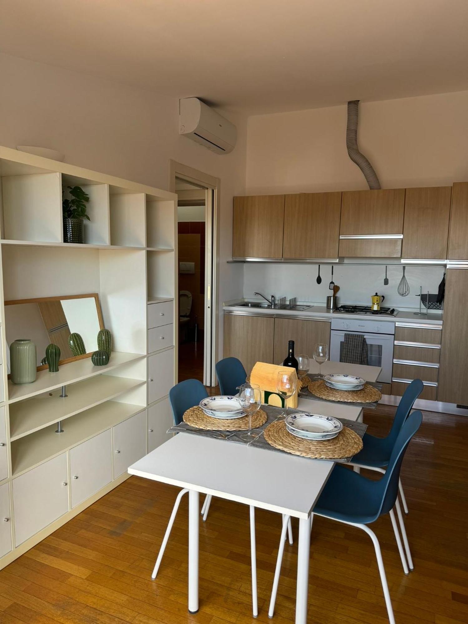 Appartamento Isola- Attico Con Balcone 米兰 外观 照片